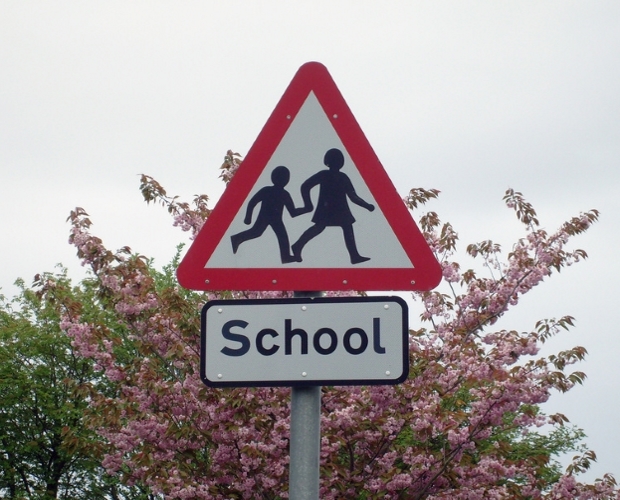 'Cuts threaten to close 1000 rural schools'